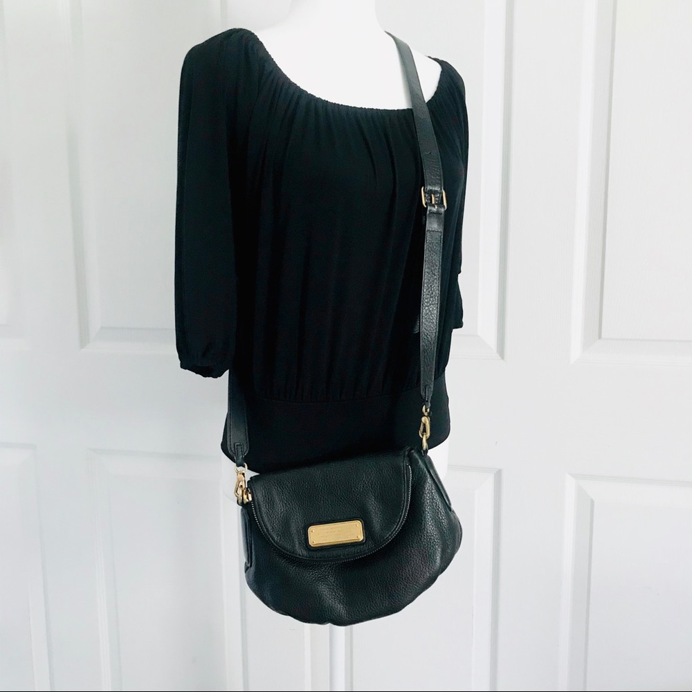 ❌SOLD❌MARC JACOBS Small Crossbody Purse - Picture 3 of 12